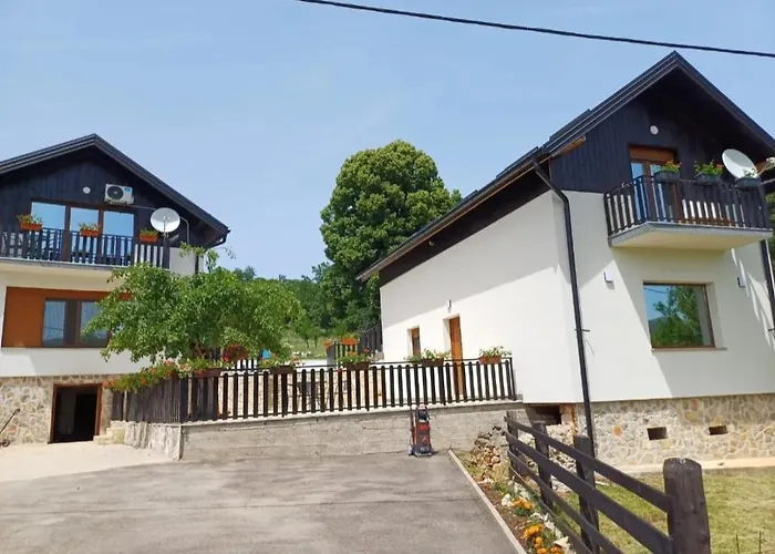 Farma & Apartmani II Opg Sasa Delic