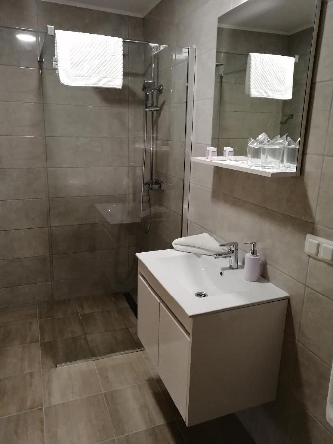 Farma & Ii Opg Sasa Delic Apartment *